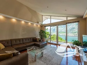 Prodej rodinného domu, Kotor, Černá Hora, 125 m2