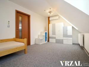 Pronájem bytu 3+kk, Plzeň, Stromková, 85 m2