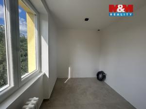 Pronájem bytu 2+1, Ústí nad Labem - Bukov, 17. listopadu, 52 m2