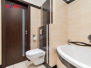 Prodej bytu 3+1, Mariánské Lázně, Hroznatova, 59 m2