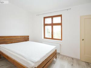 Pronájem bytu 2+kk, Praha - Radlice, Na Farkáně III, 41 m2