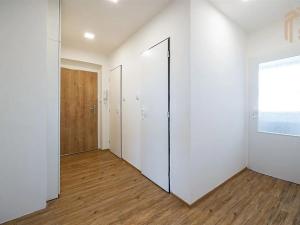 Prodej bytu 3+1, Praha - Podolí, Na Topolce, 83 m2