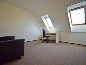 Pronájem rodinného domu, Praha - Řepy, Na Fialce II, 220 m2