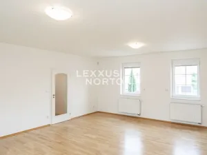 Pronájem vily, Průhonice, Pod Valem II., 400 m2