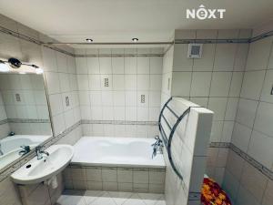 Pronájem bytu 3+kk, Praha - Horní Počernice, Pavlišovská, 79 m2