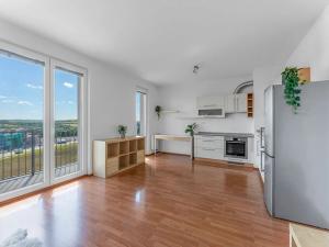Prodej bytu 1+kk, Praha - Stodůlky, Na Výrovně, 39 m2