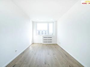 Prodej bytu 3+1, Praha - Kobylisy, Chabařovická, 69 m2