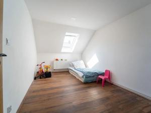 Prodej bytu 3+1, Týnec nad Labem, Masarykovo náměstí, 68 m2