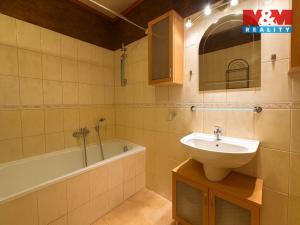 Prodej bytu 2+kk, Praha - Prosek, Vysočanská, 62 m2