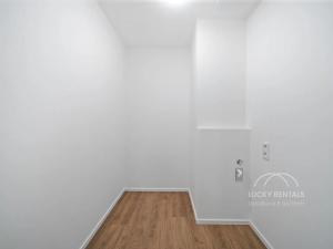Pronájem bytu 1+kk, Praha - Chodov, Líbalova, 32 m2