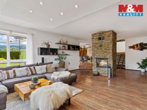 Prodej rodinného domu, Chuchelna, 290 m2