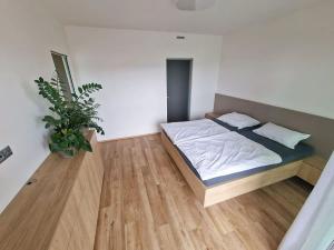Prodej bytu 2+kk, Praha - Libeň, Kurta Konráda, 52 m2