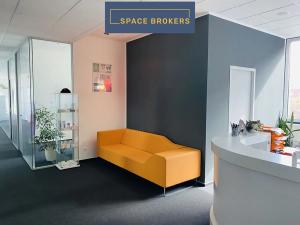 Pronájem kanceláře, Praha - Michle, Jihlavská, 902 m2