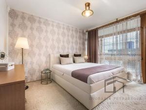 Pronájem bytu 2+kk, Praha - Smíchov, Tomkova, 53 m2