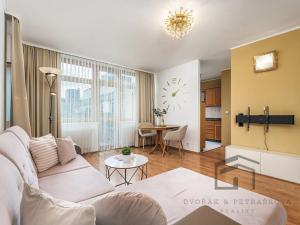 Pronájem bytu 2+kk, Praha - Smíchov, Tomkova, 53 m2