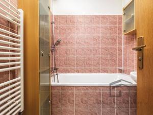 Pronájem bytu 2+kk, Praha - Smíchov, Tomkova, 53 m2