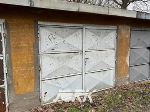 Pronájem garáže, Pardubice, K Židovskému hřbitovu, 18 m2