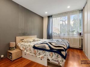 Prodej bytu 3+1, Brno, Zikova, 76 m2