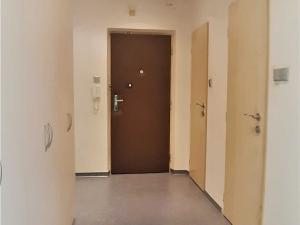 Pronájem bytu 2+1, Praha - Malešice, Počernická, 55 m2