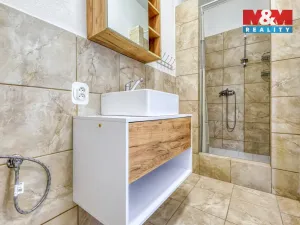 Prodej výrobních prostor, Černošín, 1100 m2