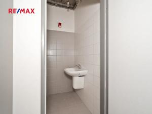 Pronájem ordinace, Milovice, Spojovací, 64 m2