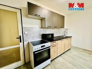 Prodej bytu 2+1, Sezimovo Ústí, Dukelská, 68 m2