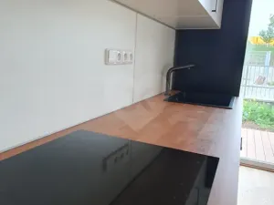 Pronájem bytu 2+kk, Praha - Královice, Ke Tvrzi, 55 m2