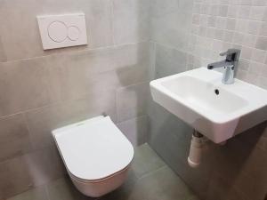Pronájem bytu 2+kk, Lánov, 60 m2