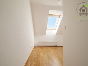 Prodej bytu 2+1, Praha - Suchdol, Brandejsovo náměstí, 116 m2