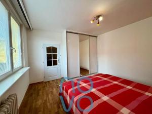 Pronájem bytu 3+1, Praha - Strašnice, Ke Strašnické, 80 m2
