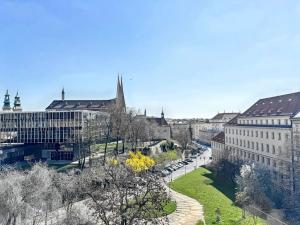 Pronájem bytu 4+1, Praha - Nové Město, 157 m2