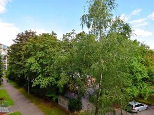 Pronájem bytu 2+kk, Praha - Kobylisy, Mirovická, 45 m2