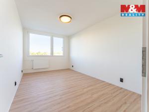 Prodej bytu 3+1, Praha - Bohnice, Poznaňská, 74 m2