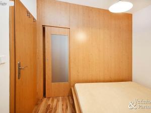 Pronájem bytu 3+kk, Praha - Záběhlice, Na Slatince, 70 m2