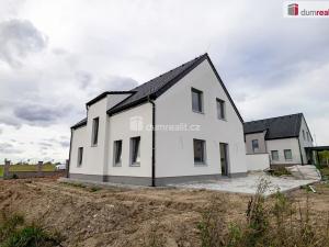 Prodej rodinného domu, Lužná, Jižní, 165 m2