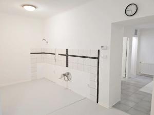 Prodej bytu 2+kk, Holešov, nám. Svobody, 47 m2
