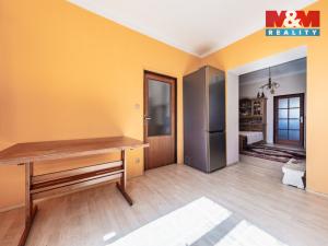 Prodej rodinného domu, Ořech, Karlštejnská, 280 m2