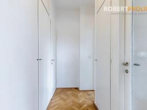Pronájem bytu 4+1, Praha - Dejvice, Kladenská, 125 m2
