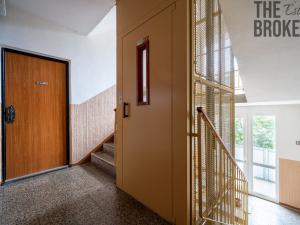 Prodej bytu 2+kk, Úpice, Pod Skalkou, 35 m2
