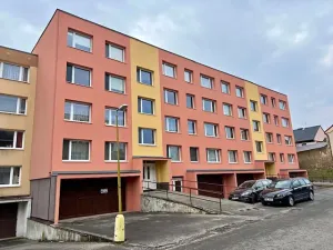 Prodej garáže, Nové Strašecí, Žižkovo náměstí, 37 m2