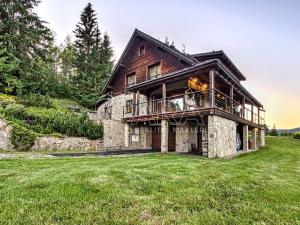 Prodej rodinného domu, Vrchlabí, 429 m2