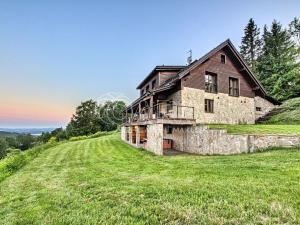 Prodej rodinného domu, Vrchlabí, 429 m2