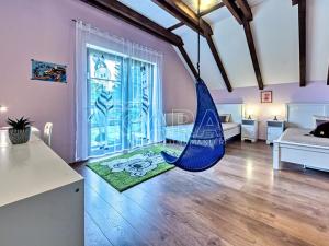 Prodej rodinného domu, Vrchlabí, 429 m2