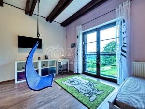 Prodej rodinného domu, Vrchlabí, 429 m2