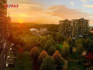 Prodej bytu 5+kk, Praha - Žižkov, Ke kapslovně, 147 m2