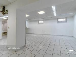 Prodej obchodního prostoru, Karlovy Vary, Vítězná, 147 m2
