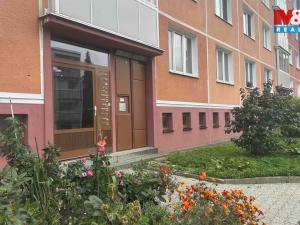 Pronájem bytu 2+1, Holoubkov, 53 m2