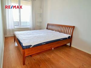 Pronájem bytu 2+kk, Praha - Stodůlky, Svitákova, 57 m2