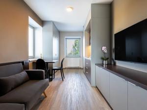 Pronájem bytu 1+1, Hradec Králové, Na Brně, 39 m2