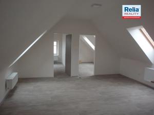 Pronájem bytu 3+kk, Liberec, Na Kopečku, 67 m2